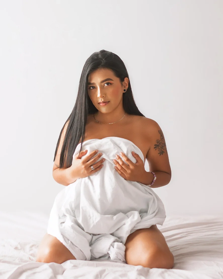 Samantha Jonson in a white sheet